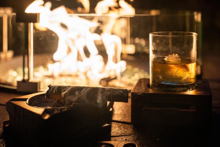 Cigar Lounge